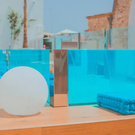 Bed & Breakfast Naucleros Suites *