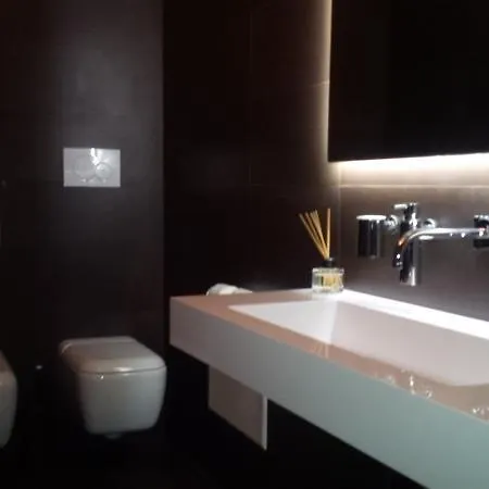 Bed & Breakfast Naucleros Suites