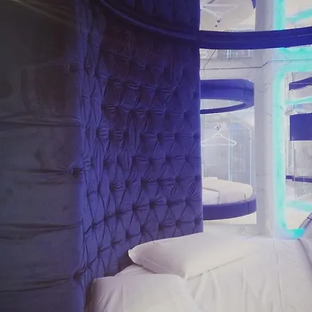 Naucleros Suites Bed & Breakfast *