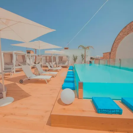 לינה וארוחת בוקר Naucleros Suites פצה די גרקו